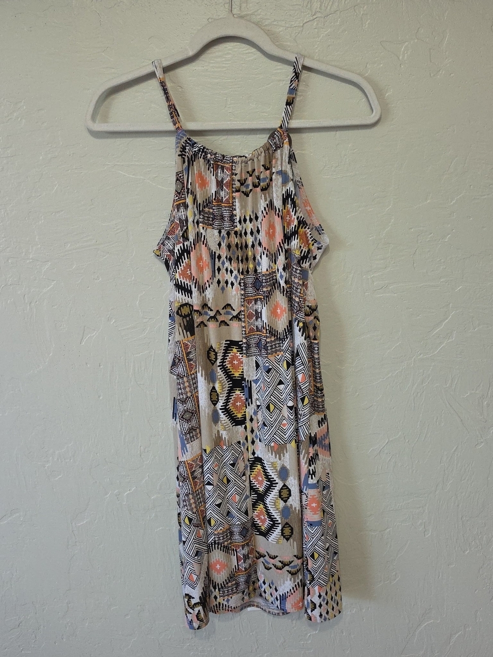 SJS Printed Strappy Midi Dress in White, Black, Peach and Gold Tones